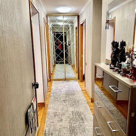 Просторная 3 Комнатная Квартира На Арбате Apartment Almatî Exterior foto